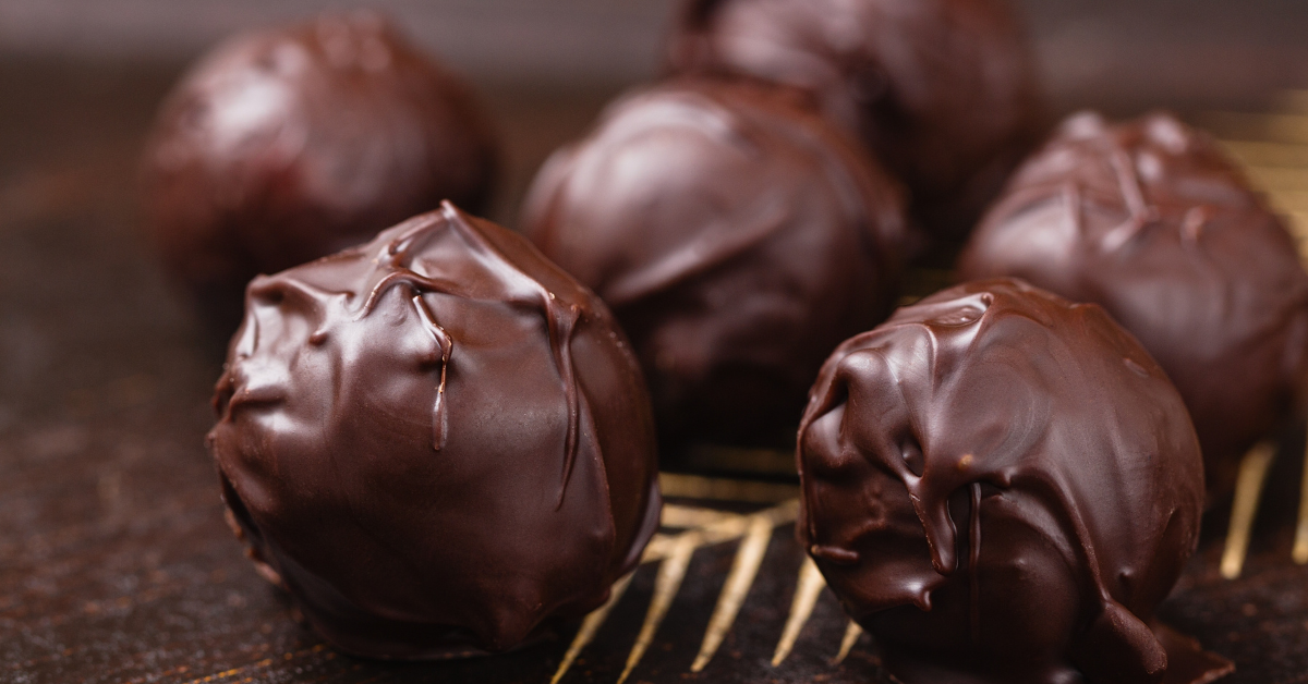 Chocolate Chip Cookie Dough Truffles